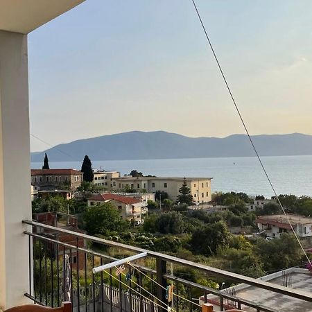 Kondo Stays - Azure Apartments Vlora Kültér fotó