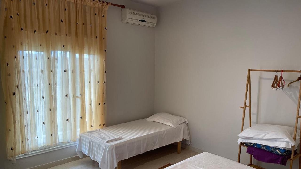 Kondo Stays - Azure Apartments Vlora Kültér fotó