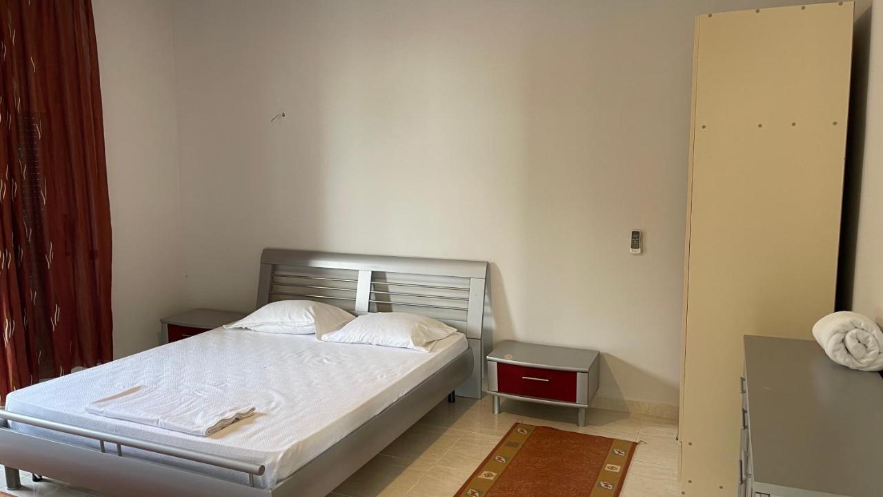 Kondo Stays - Azure Apartments Vlora Kültér fotó